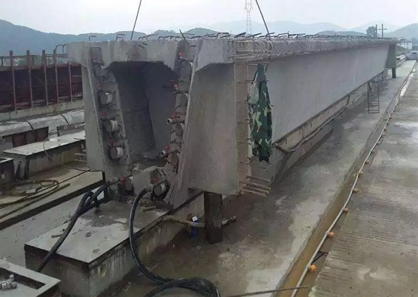 ����ʶѹ������ո���ѹ����ԭ������������